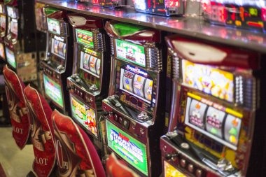 Permainan live dealer win189 dengan kualitas HD dan dealer profesional
